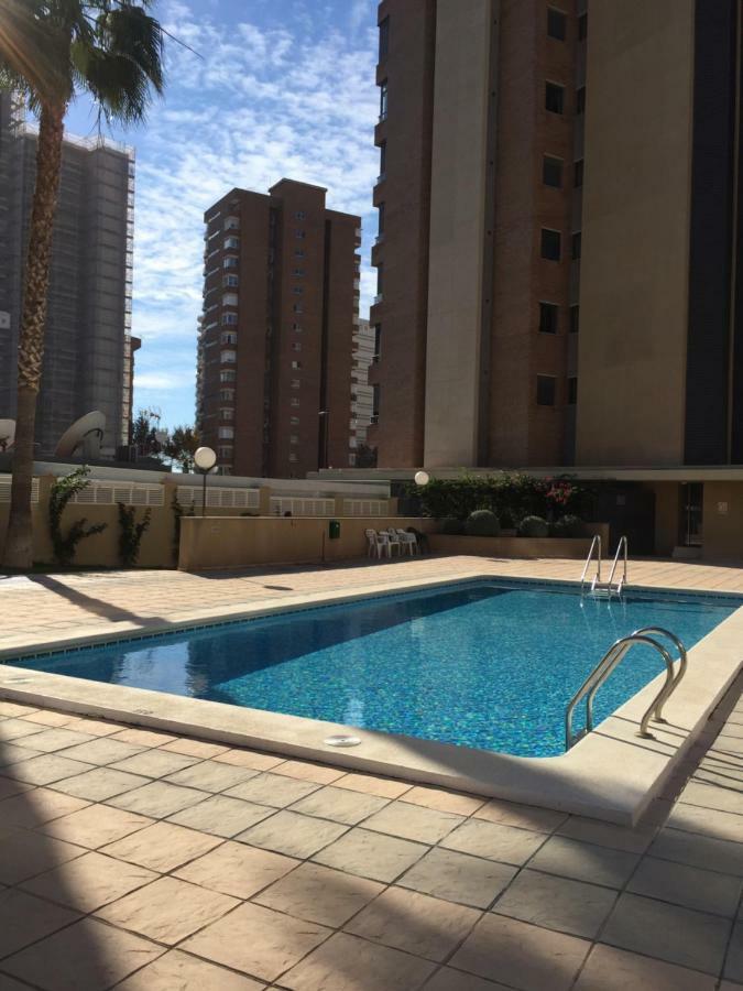 Junto Playa, Gemelos 23 Con 2 Banos Excelente Opcion Benidorm Luaran gambar